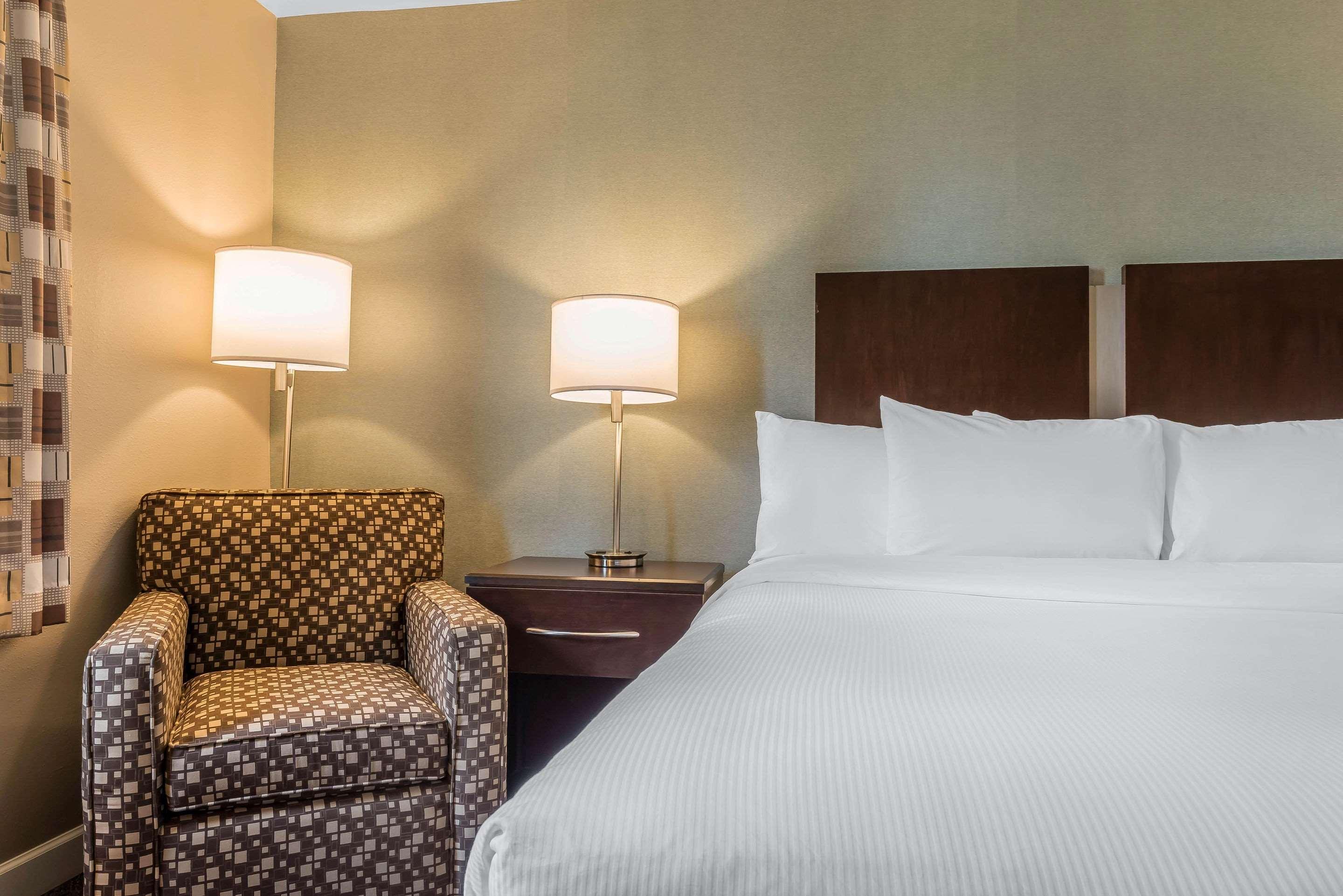Clarion Inn Belle Vernon Dış mekan fotoğraf
